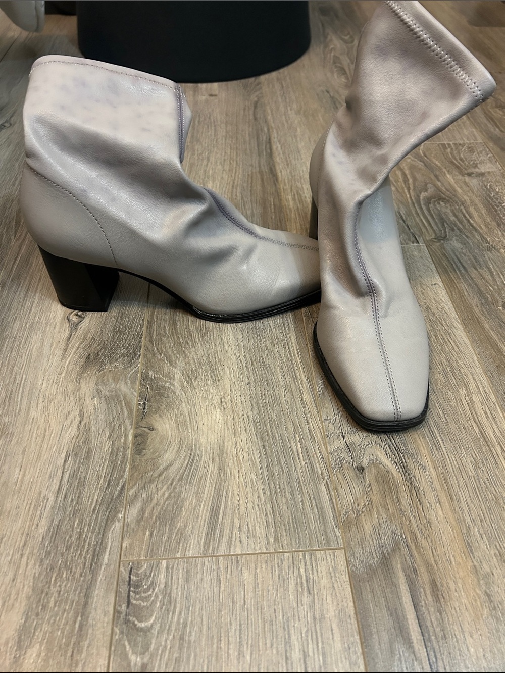 Women's Light Gray Leather Block Heel Ankle Boots